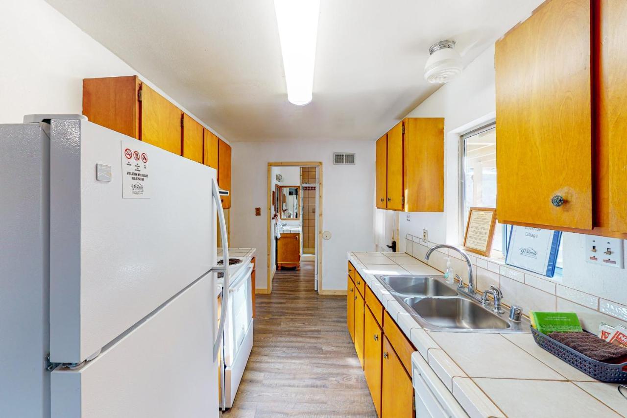 Brookside Cottage Йосемити-Уэст Экстерьер фото